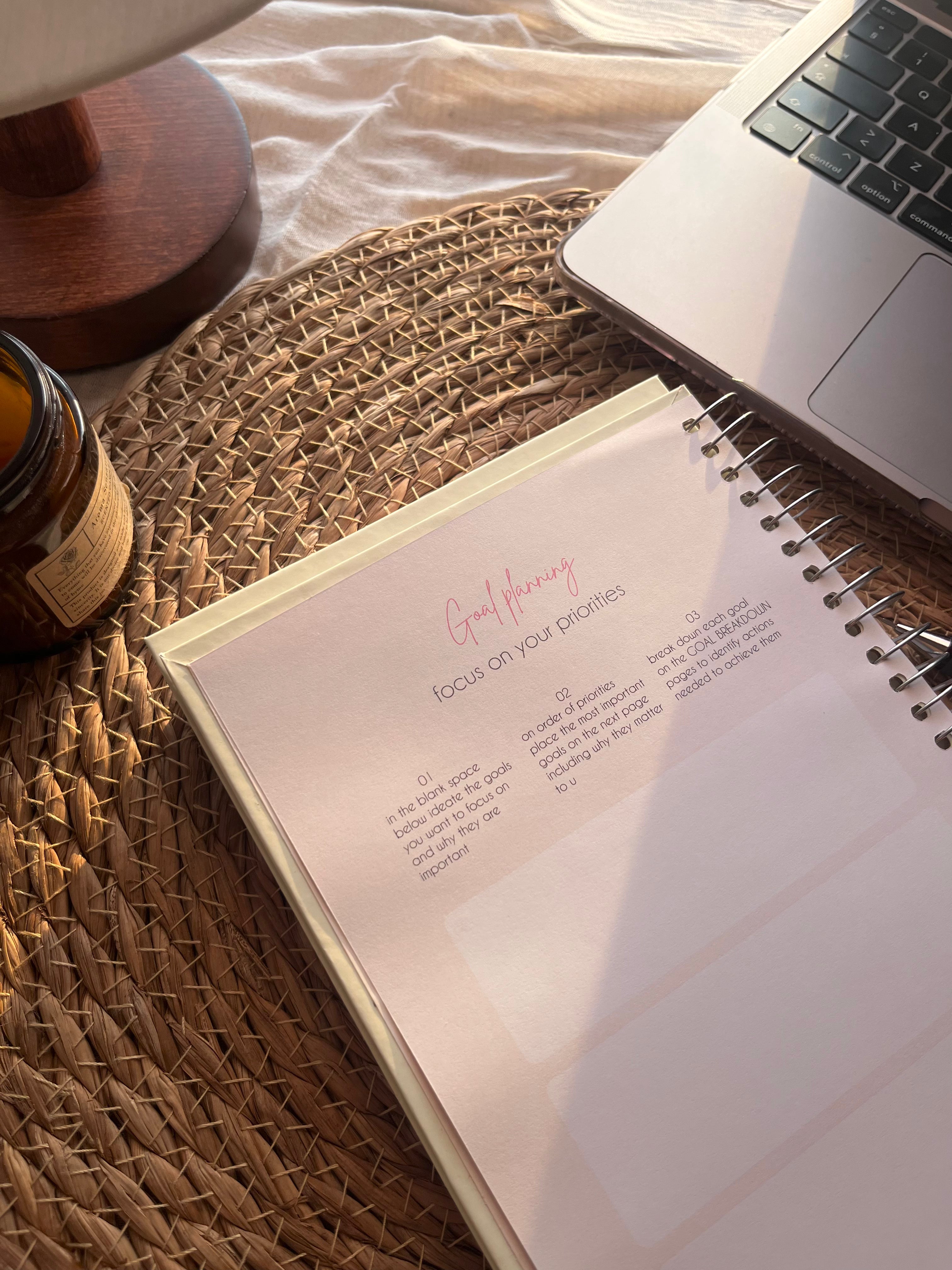 Becoming her - productivity planner