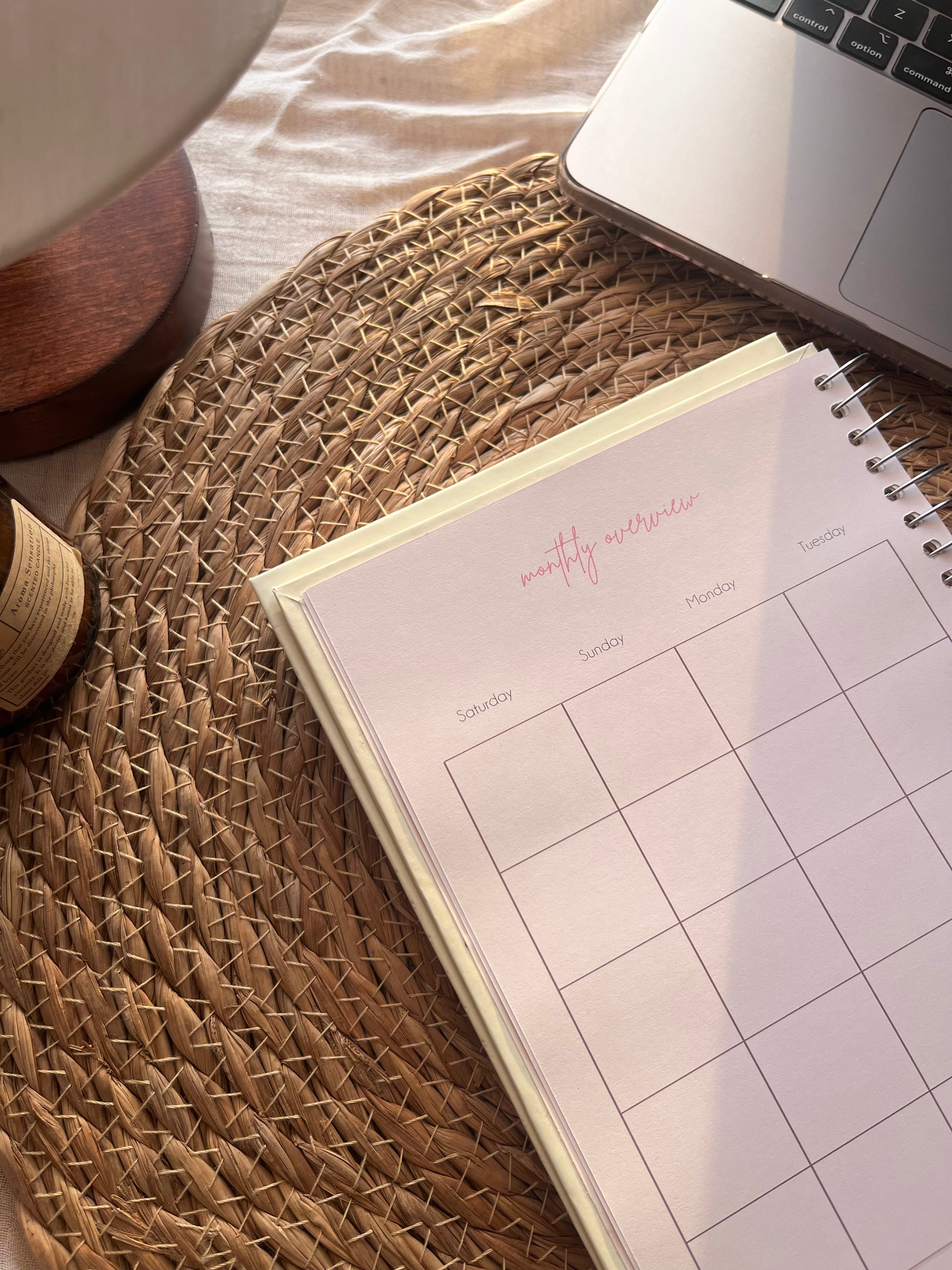 Becoming her - productivity planner