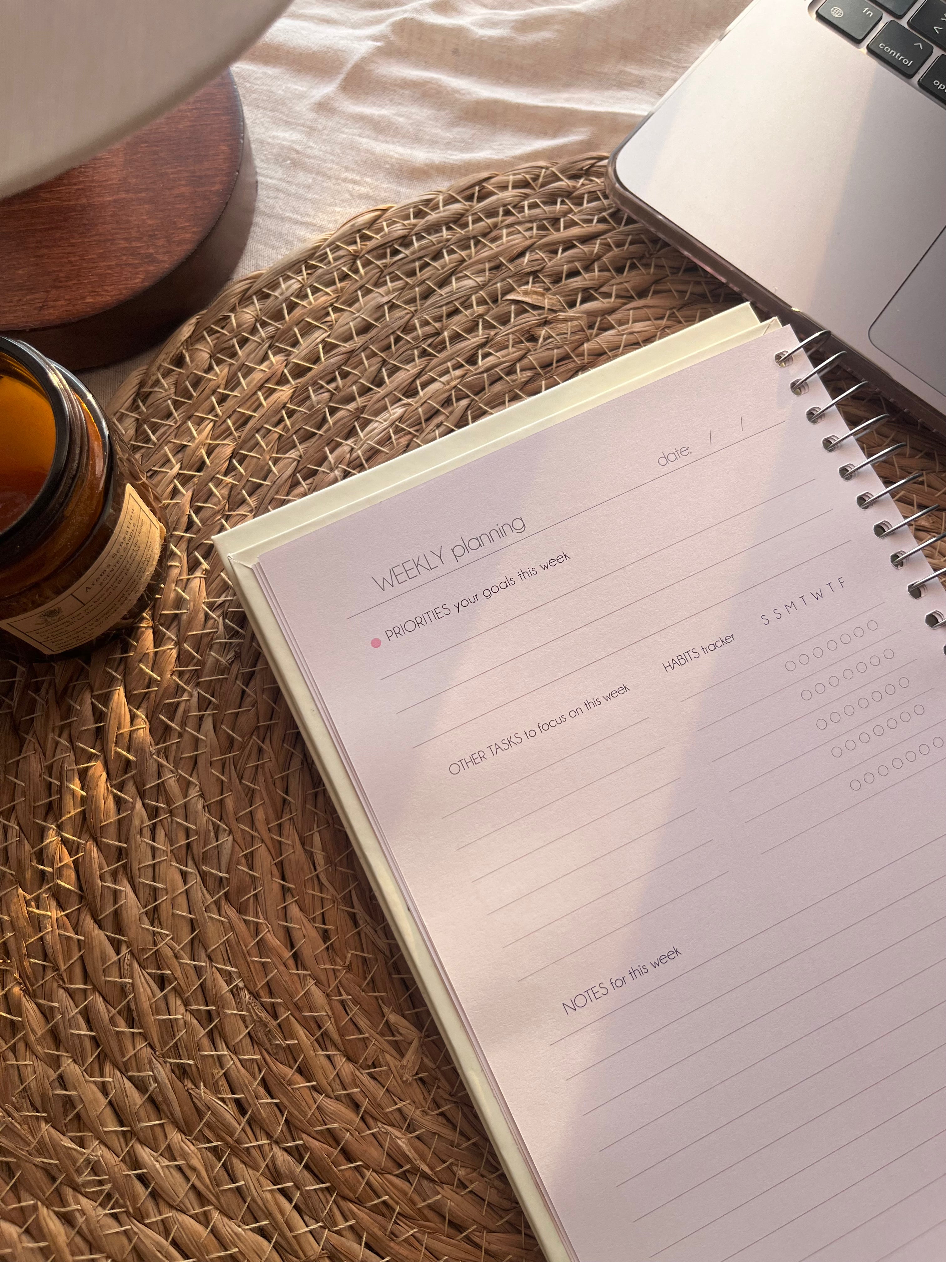 Becoming her - productivity planner