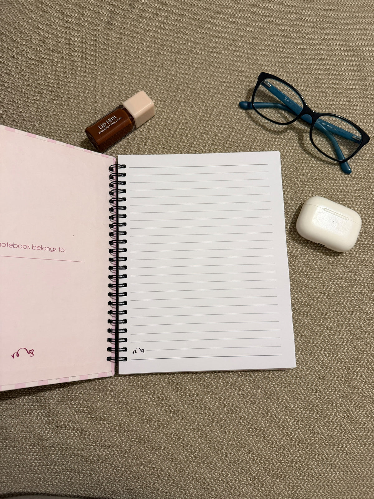 Her little notes notebook
