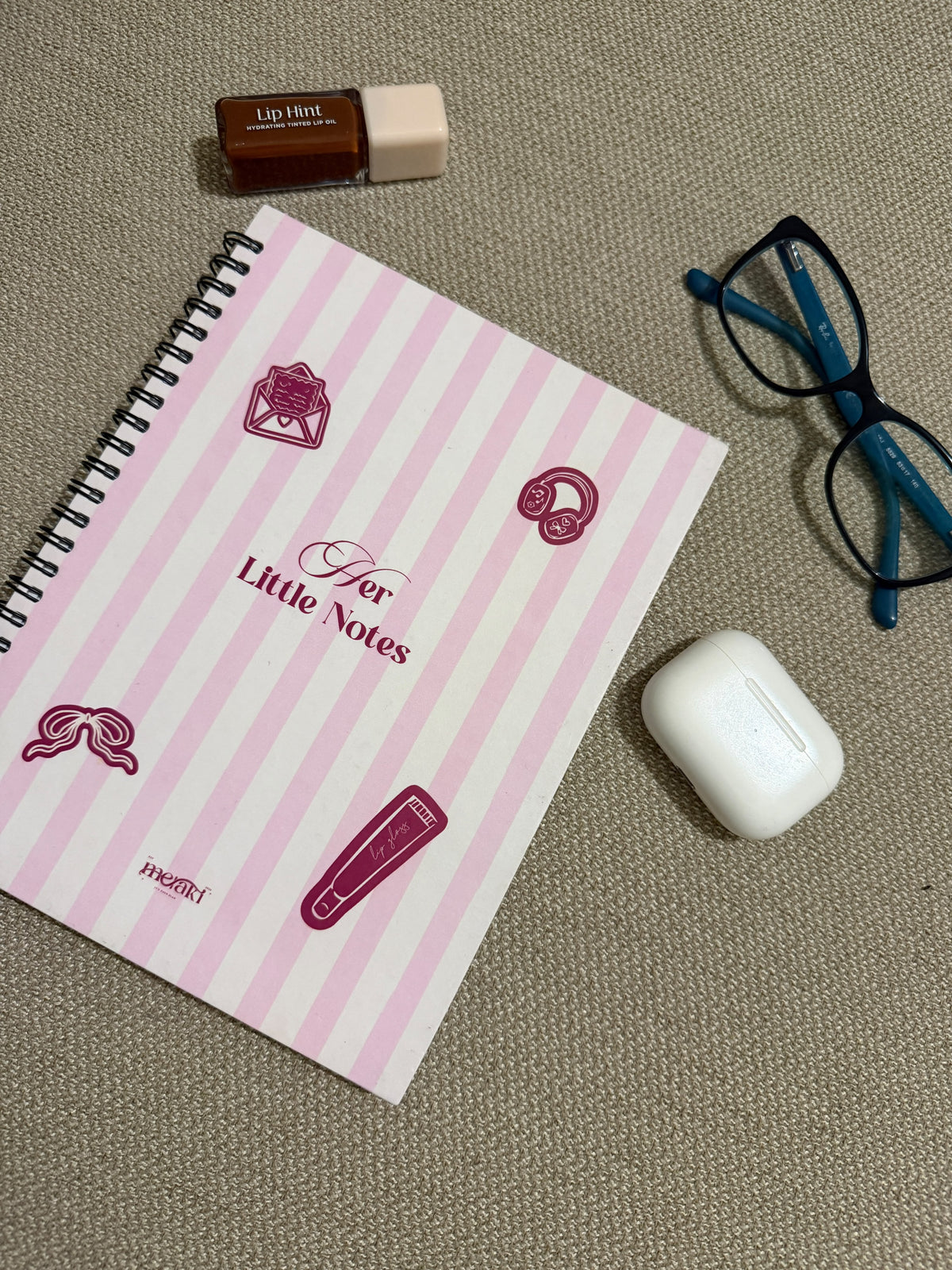 Her little notes notebook